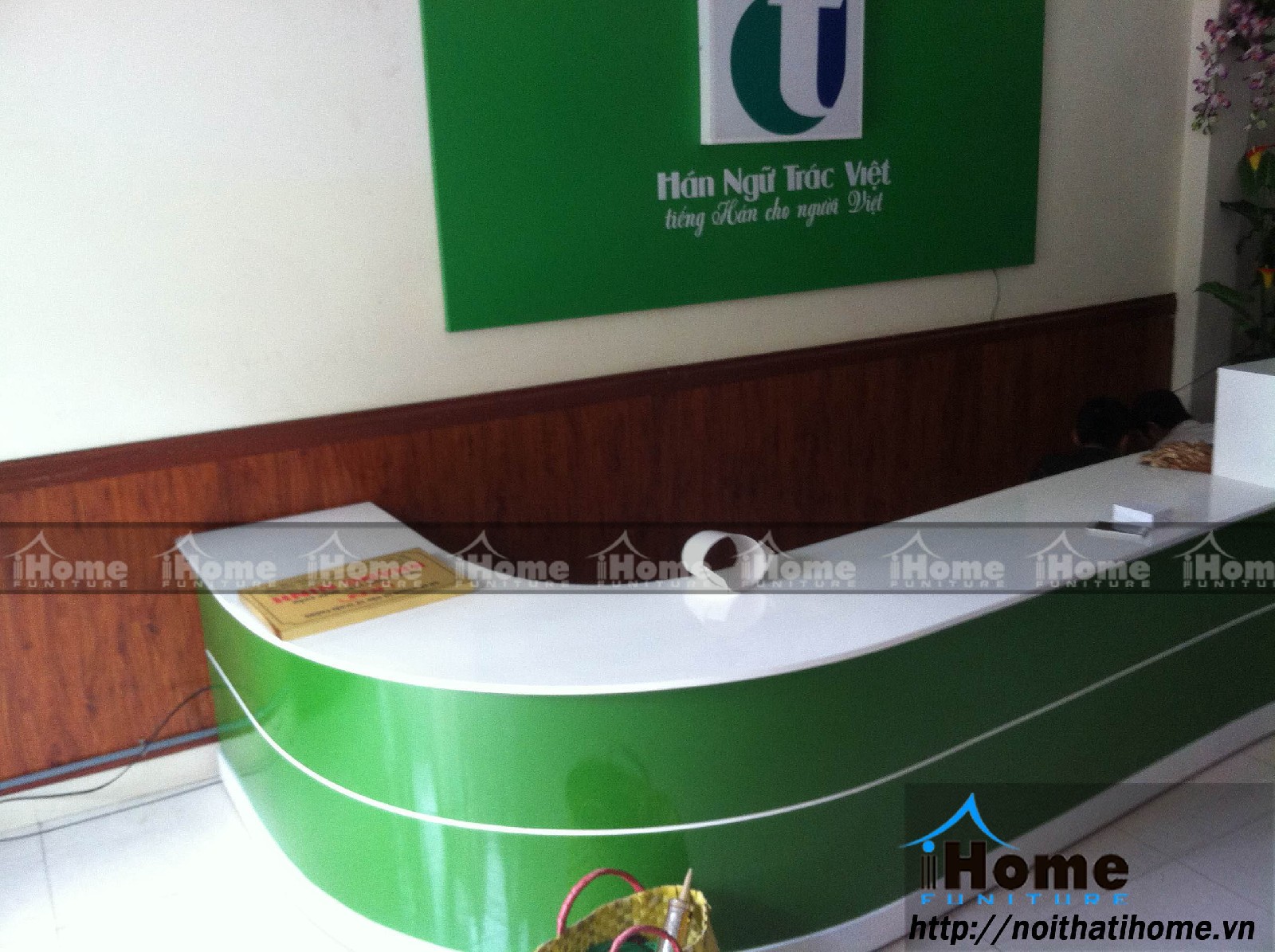 bàn lễ tân công ty tại hải phòng